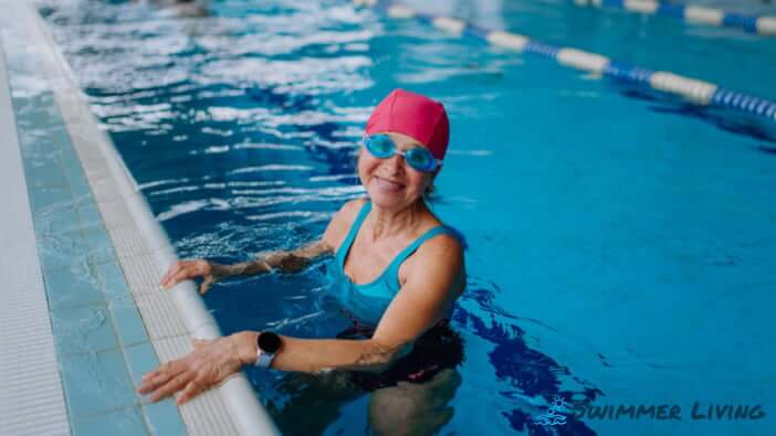 what do swimming caps do