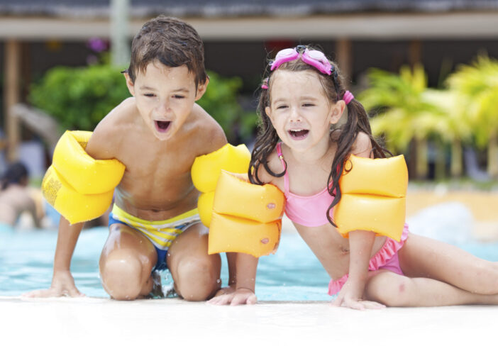 6 Essential Pool Safety Flotation Devices for Families - Swimmer Living