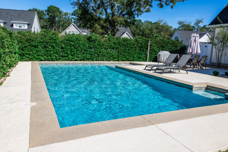 can you heat a salt water pool