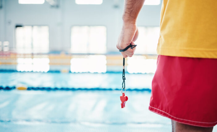 7 Best Hair Protection Masks For Ocean Swimming For Pros - Swimmer Living