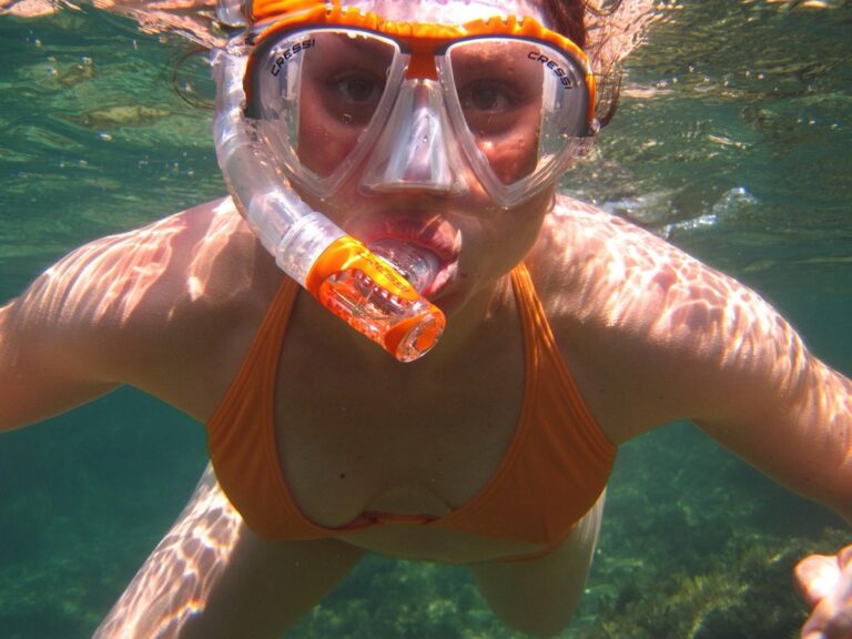 10 Best Goggles with Prescription Lenses for Clear Sight Underwater