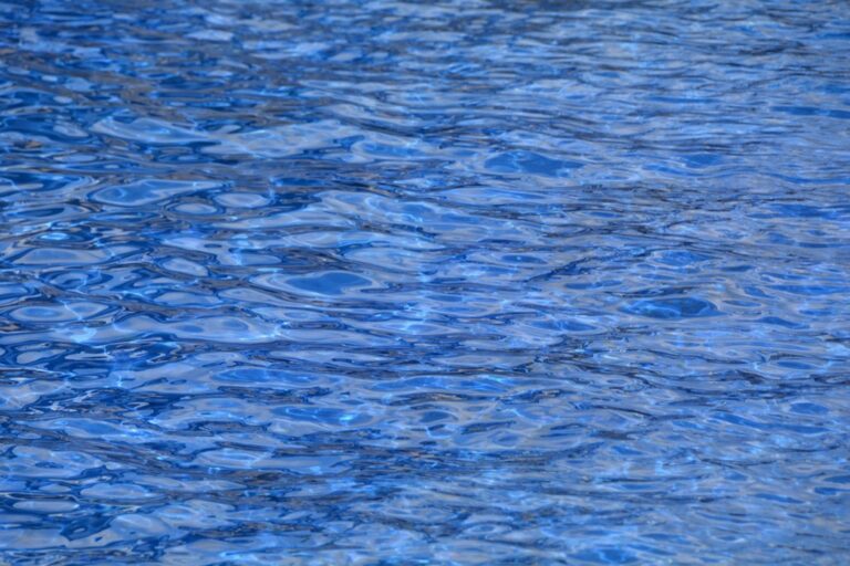 5 Best Energy-Efficient LED Pool Lights For Reduced Usage That Pay For Themselves