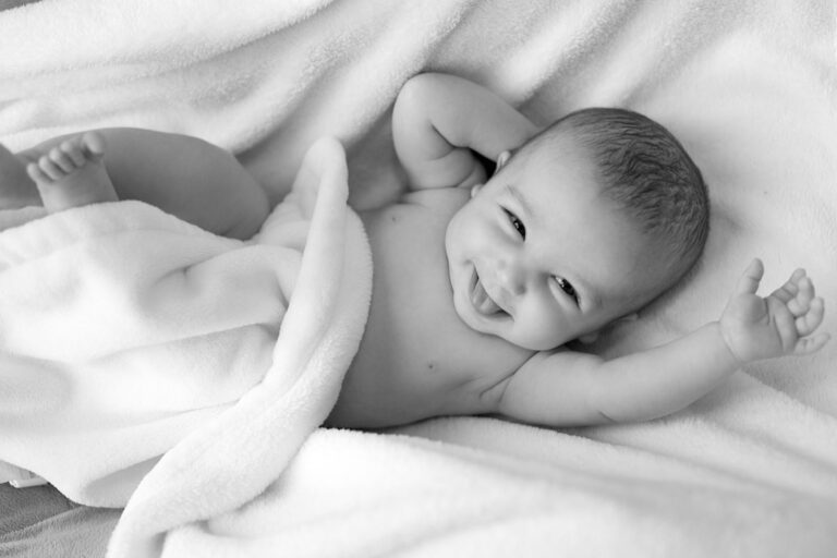 5 Best Infant Beach Blankets for Comfort That Protect Delicate Skin