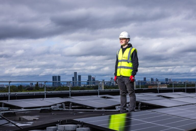 5 Best Floating Solar Panels for Pool Heating That Slash Energy Bills