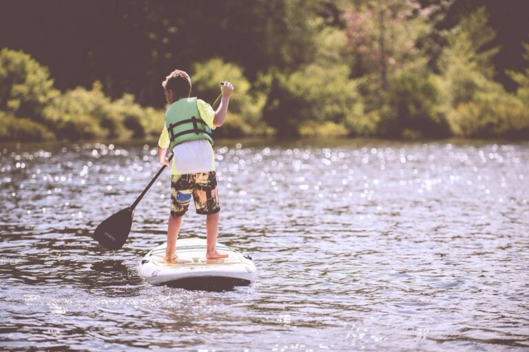 6 Best Inflatable Paddleboards for Easy Storage That City Dwellers Love