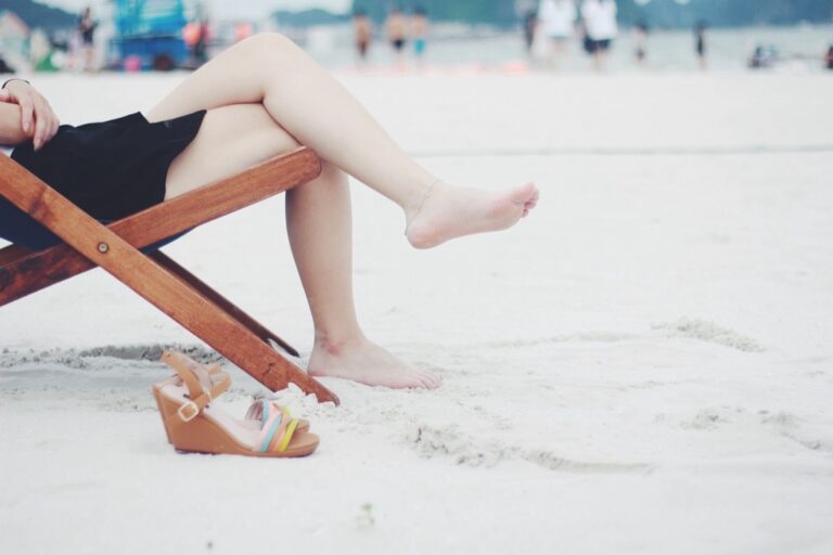 7 Best Inflatable Lounge Chairs for Beach Relaxation You Need This Summer