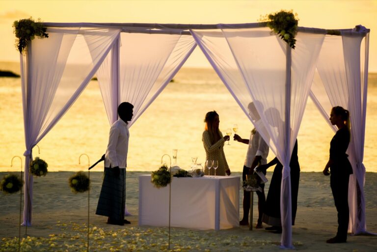 9 Creative Ways to Anchor Your Beach Tent That Local Experts Swear By