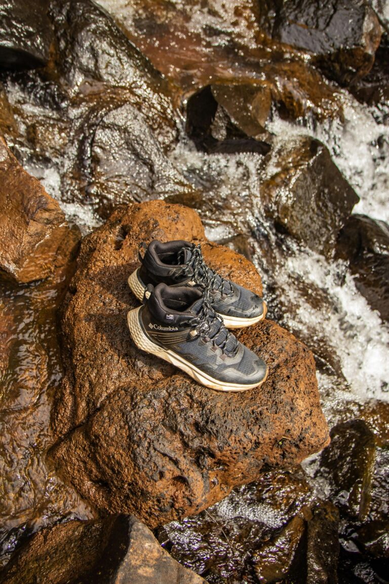 7 Best Water Sandals for River Hiking That Maximize Performance