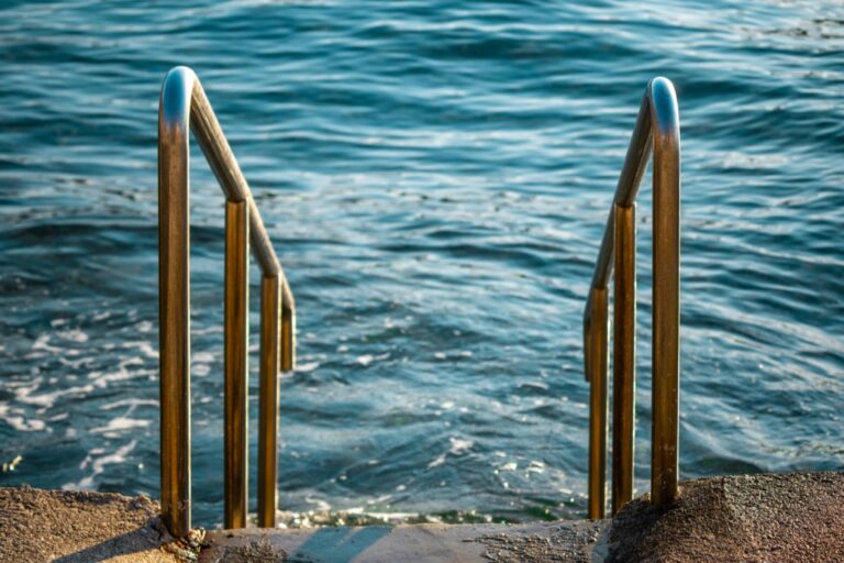 7 Best Pool Sliders for Easy Entry and Exit That Maximize Safety