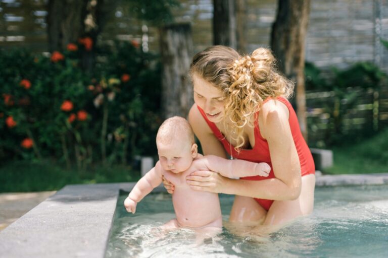 5 Best Swim Armbands for Toddlers for Water Safety That Save Lives