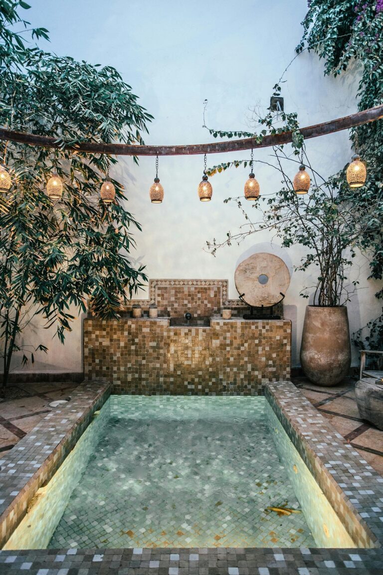 11 Creative Ways to Incorporate Plants in Pool Areas That Transform Your Backyard Oasis