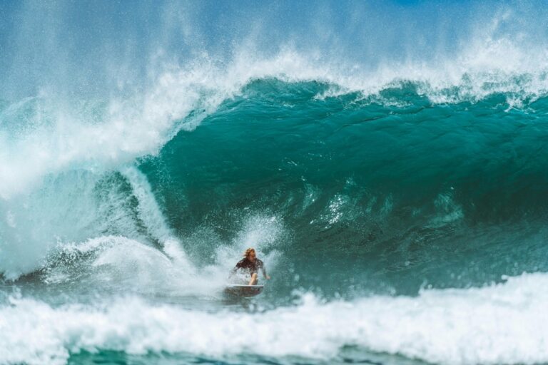 10 Best Surf Leashes for Safety While Riding Waves That Every Surfer Should Know