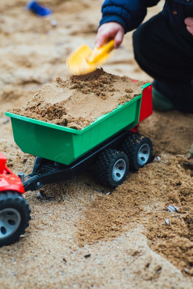 7 Best Beach-Friendly Strollers for Easy Transport: Parent-Tested Winners