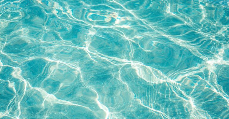 7 Techniques for Maintaining a Crystal Clear Pool That Pros Swear By