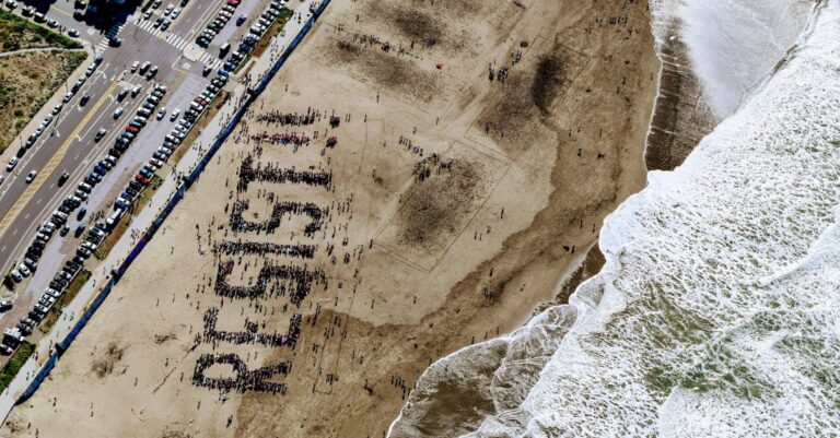 7 Ideas for Organizing Beach Activities for Kids/Adults That Create Lasting Memories