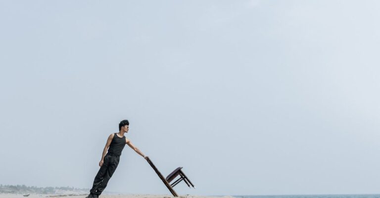 7 Unique Beach Scavenger Hunt Ideas That Create Unforgettable Memories