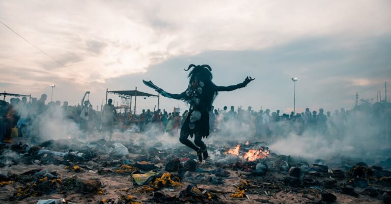 7 Beach Fire Storytelling Traditions Old-Timers Swear By