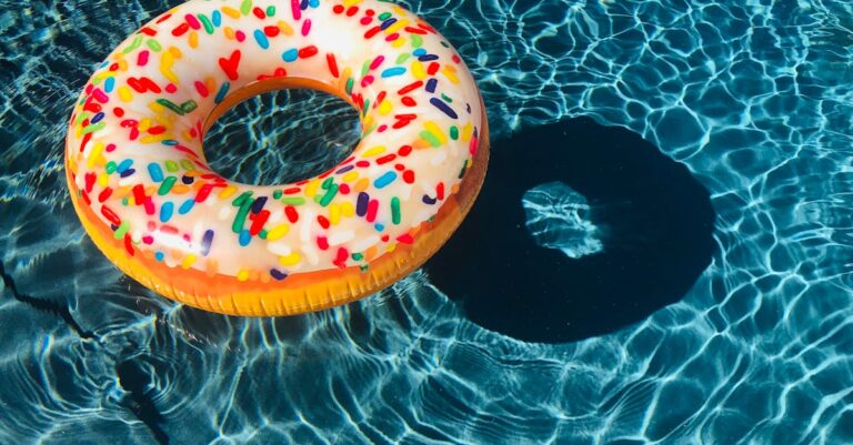 5 Best Floatation Devices with Alarms for Open Water That Could Save Lives
