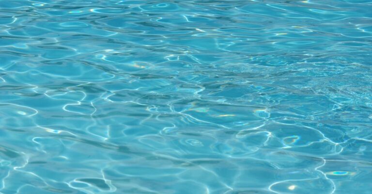 7 Creative Ideas to Cool Down Pool Water That Pool Pros Swear By