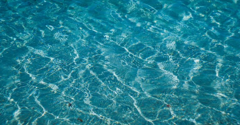 7 Natural Remedies for Pool Water Clarity That Protect Your Family’s Health