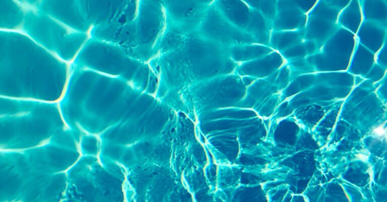 7 Ways to Naturally Clear Pool Algae Outbreaks That Pool Pros Keep Secret