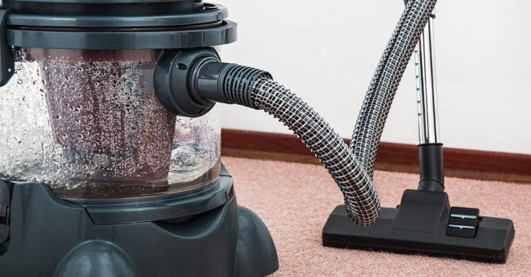 7 Ways to Choose the Right Pool Cleaning Equipment That Save Time & Money