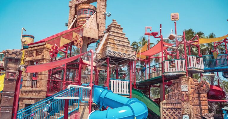 7 Benefits: Water Parks vs Traditional Pools for Kids For Maximum Development
