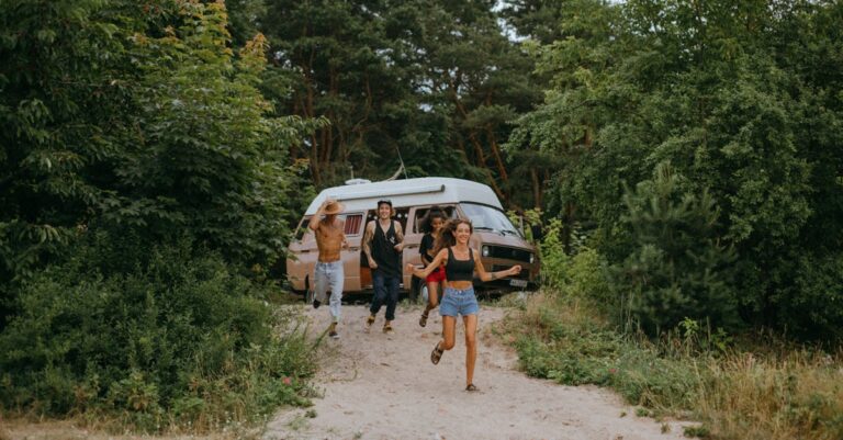 7 Best Group Activities for Lake Outings Locals Keep Secret