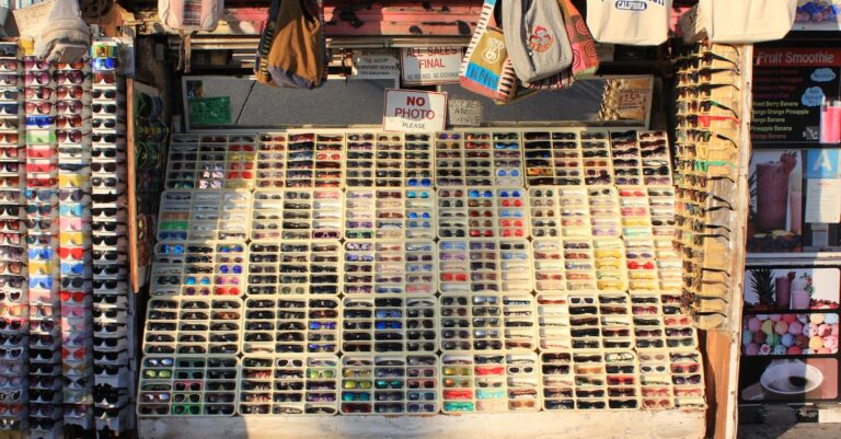 7 Ideas for Beach Vendor Pop-up Shop That Generate Summer Profits