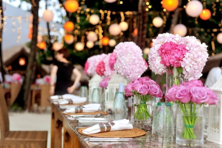 7 Ideas for Different Styles of Beach Wedding Receptions Perfect for Summer