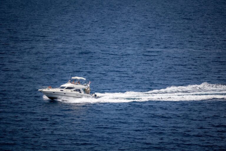 7 Tips for Planning a Multi-Day Boat Rental Adventure That Prevent Costly Mistakes