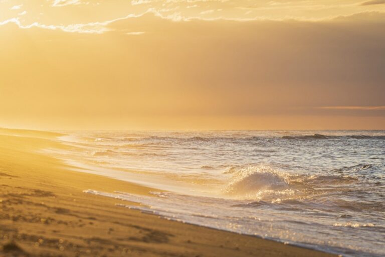 7 Tips for Enhancing Beach Sunset Experiences That Locals Keep Secret
