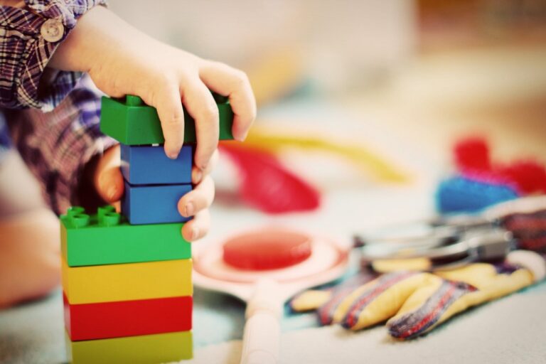 6 Ideas for Turning Bad Weather Into Water Fun That Keep Kids Happy