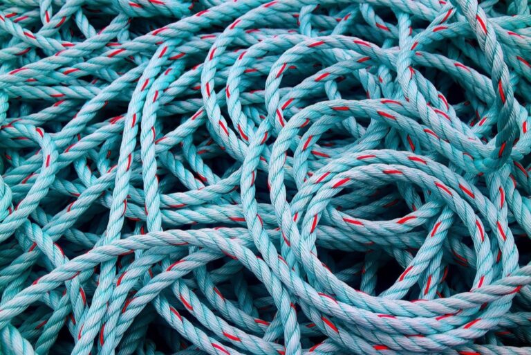 7 Common Mistakes in Floating Dock Anchoring That Destroy Equipment