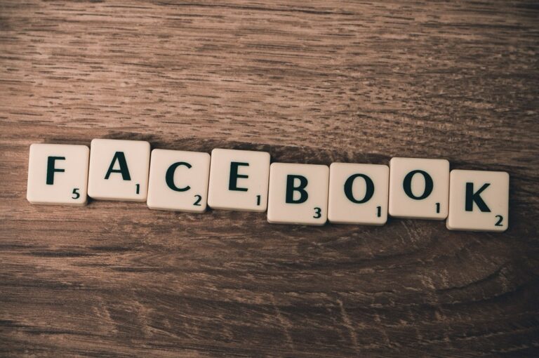 7 Ideas for Beach Vendor Promotion Through Social Media That Drive Sales