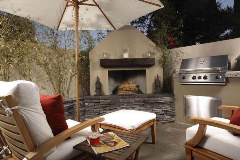 7 Creative Ideas for Beach Umbrella Uses That Transform Any Yard