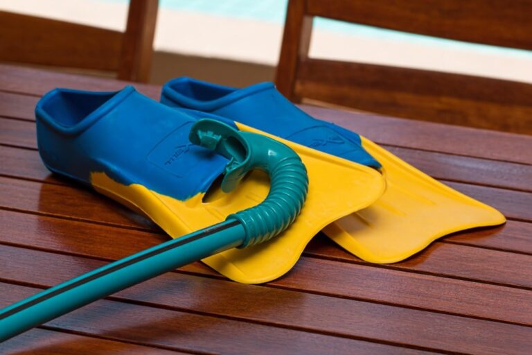 7 Ideas for a Fun Swimming Routine at Home That Transform Pools
