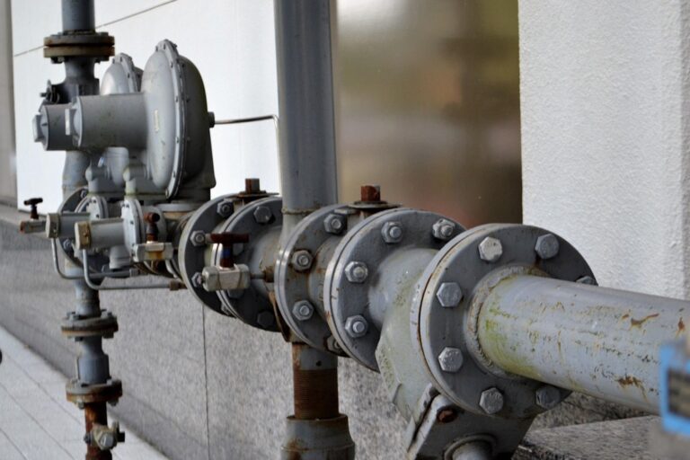 5 Signs You Need a Booster Pump: Evaluation Guide That Saves Money