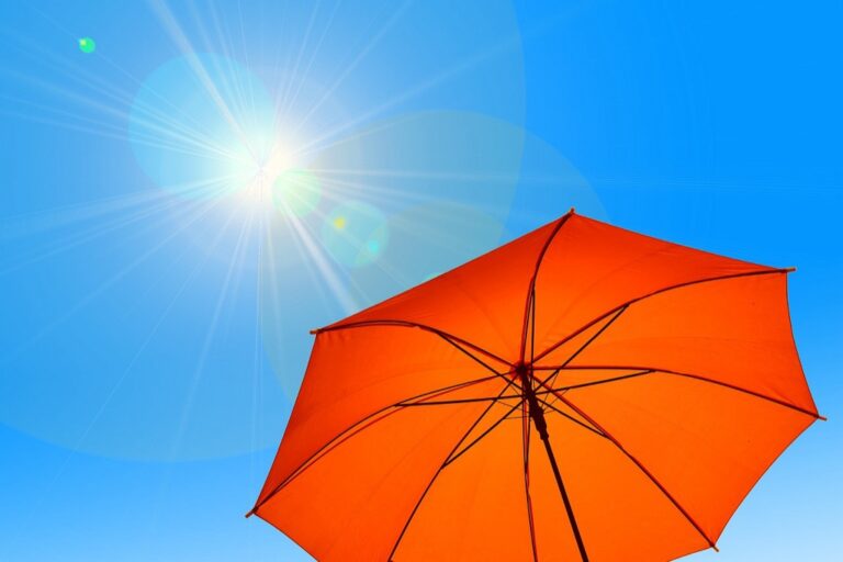 6 Best Products for Maximizing Shade at the Beach That Pros Use