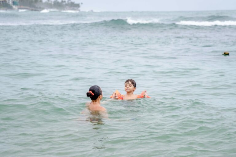 6 Engaging Swim Safety Workshops for Families That Every Parent Should Know