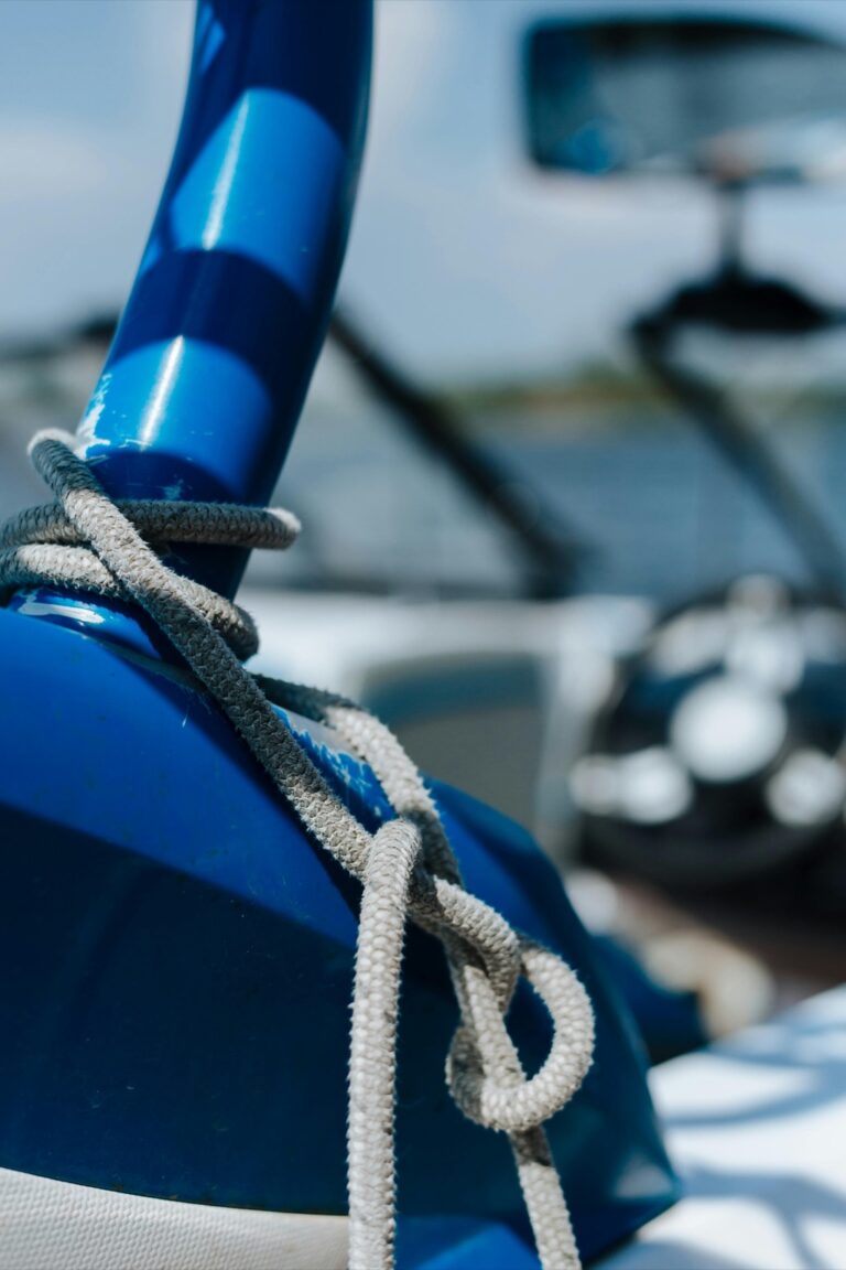7 Best Weather Apps for Safe Lake Outings That Save Lives